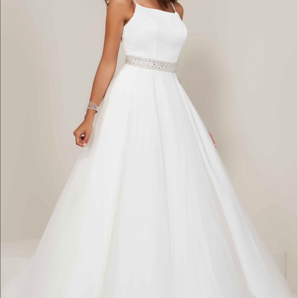 Tiffany White Prom Dress - Picture 6 of 6